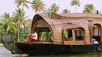 Kochi Private Tour: Overnight Alleppey Backwaters Houseboat Cruise
