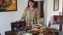 Private Mumbai Market Tour and Cooking Class With an Expert