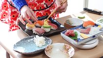 Private Kyoto Sushi Cooking Class & Tea Ceremony with Emika