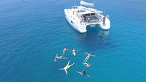 Athens Private Luxury Catamaran Cruise with Traditional Greek Meal and BBQ