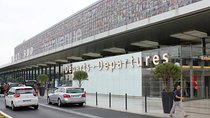 Private departure transfer from Paris to Paris Orly Airport