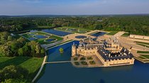 Private Transfer Paris Charles de Gaulle Airport to Chantilly