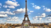 Paris Half-Day City Tour with a Private Driver