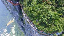 Zhangjiajie Private Trip of Tianmen Mountain Sky Walk and Tujia Custom