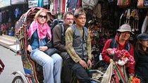 3-Hour Thamel Sightseeing Tour by Rickshaw in Kathmandu
