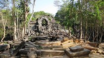 Explore Beng Mealea and Banteay Srei
