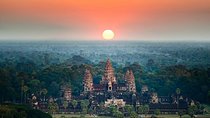 2-day Explore Angkor temples and Tonle Sap Lake from Siem Reap - Private Tour