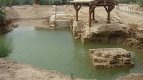 Private Amman Airport Layover Tour: The Baptism Site and Jordan River