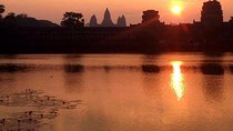 One Day Sunrise Private Tour at Angkorwat with Major Temples 