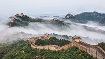 Transfers to Jinshanling Great Wall with professional driver