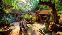 Private full-day tour: Hanoi-Thay pagoda-Tay Phuong pagoda-Van Phuc silk village