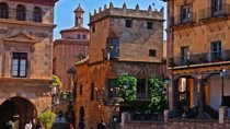 Poble Espanyol Private Tour in Barcelona with Pick up and Drop off