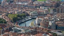 Bilbao Private Walking Tour with a Local