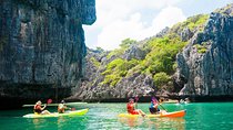 Blue Stars Kayaking Adventure in Angthong Marine Park