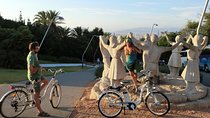 Private Electric Bike Guided Tour in Barcelona