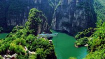 Private Longqingxia Gorge Cruise and Great Wall One Day Tour