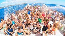 Cancun Adults Only Party Cruise to Isla Mujeres with Open Bar