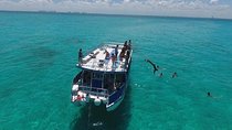 Catamaran Tour to Isla Mujeres all Included