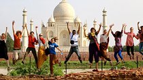 Day Trip To Taj Mahal from Delhi By Luxury Car with 5* Lunch