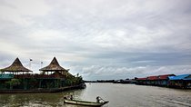 Siem Reap city bike Tour cruise floating village