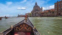 Gondola ride and dinner in Venice