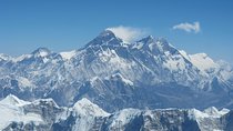 Day Tour to Everest Base Camp By Helicopter from Kathmandu group sharing flight