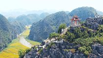 From Hanoi: Tam Coc, Hoa Lu and Mua Caves Full-Day Trip