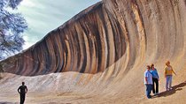 Wave Rock & Rottnest Island - Air & Ground Tour