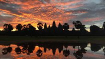 Angkor Wat & Banteay Srei 1-Day Tour