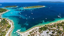 Private Blue Lagoon and 3 islands Tour from Trogir and Split