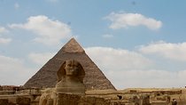 Full-Day Trip to Giza Pyramids, Sphinx and Egyptian Museum