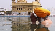 Amritsar: Golden Temple, Jallianwala Bagh & Wagah Border Tour