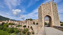  Three Medieval Gems & Local Lunch All Inclusive Private Tour