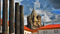 Evora Private Day Trip with Wine Tasting