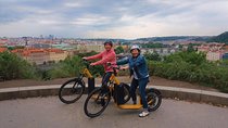 Prague: Combo 3h Tour by Segway and eScooter