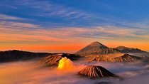 Bromo Tour Package: Midnight Bromo Open Trip from Malang
