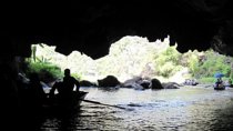 Tam Coc Boat-ride & Bich Dong Pagoda