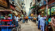 4-Hour Old Delhi Evening Walking Tour with Local Dinner & Guide