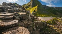 Shore Excursion from Belfast: Including Giants Causeway and Belfast City.