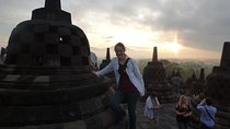 Borobudur - Prambanan Temple Tour