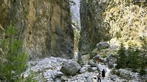 Samaria Gorge Trek: Full-Day Excursion from Chania with Guide