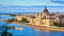 Exclusive private VIP multiday sightseeing tour of Europe