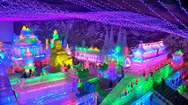 Private Evening Tour to Longqingxia Gorge Ice Lantern Festival with Dinner