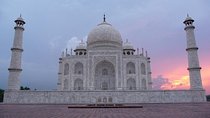 Private Sunrise Taj Mahal Tour from Delhi