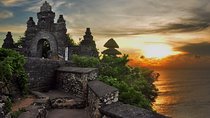 Bali's Spiritual Pillars - Uluwatu Temple Tour 