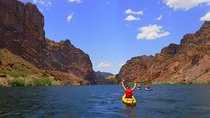 Willow Beach Colorado River Kayak Day Trip with Lunch
