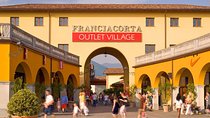 Shopping in Franciacorta Outlet: Private Transfer from Verona