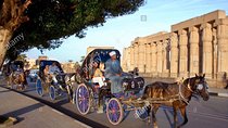 Luxor Unveiled: Discovering the City by Horse Carriage
