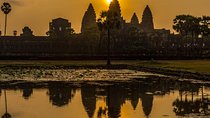 Personalised Angkor Wat Sunrise Tour by an air-conditioned car
