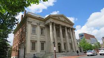 Alexander Hamilton Private Group Walking Tour in Philadelphia